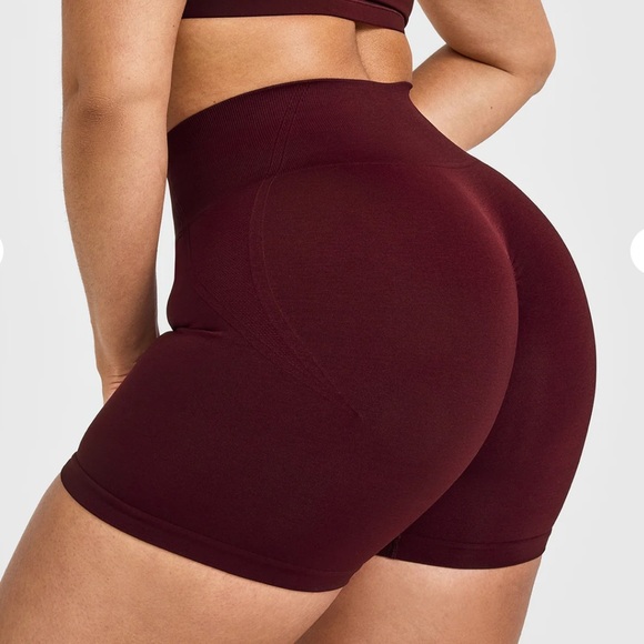 EFFORTLESSLIFT™ SEAMLESS SHORTS WITH WHITE LOGO - Picture 6 of 6